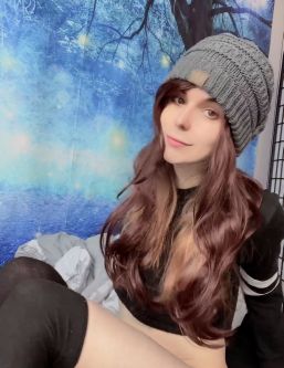  , 
